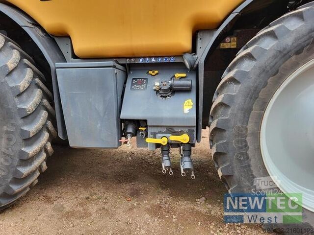 Обприскувач для пестицидів Challenger ROGATOR 655 B