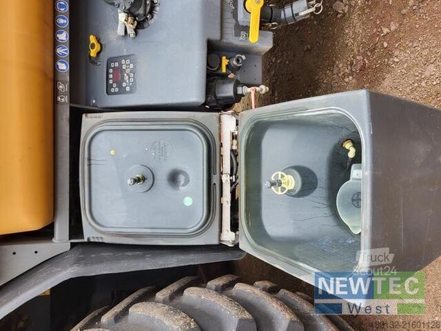 Обприскувач для пестицидів Challenger ROGATOR 655 B