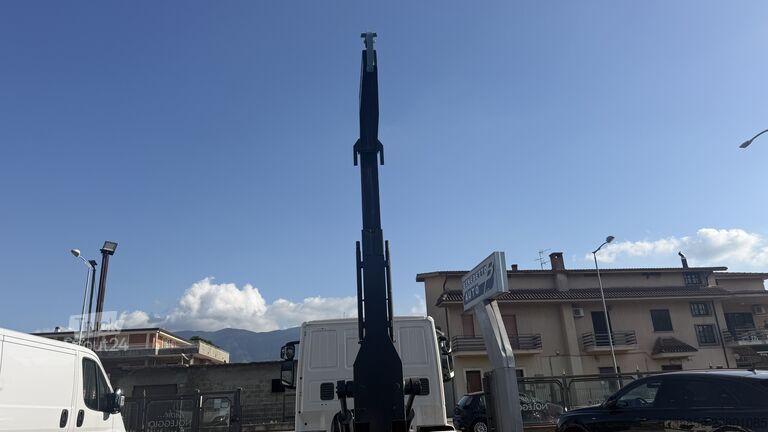 φορτηγό γερανός roll-off Iveco Eurocargo 120