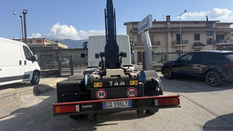 φορτηγό γερανός roll-off Iveco Eurocargo 120