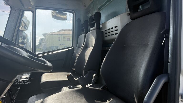 φορτηγό γερανός roll-off Iveco Eurocargo 120