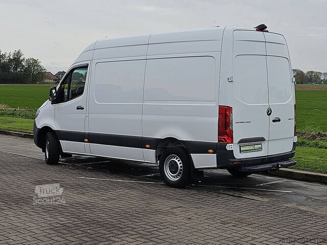 Bestelauto MERCEDES-BENZ SPRINTER 316 L2H2 Navi RWD