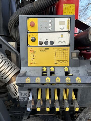 Truck mounted crane Mercedes-Benz Arocs 3251 - Kran - Abrollkipper - 8x4