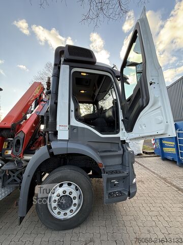 Truck mounted crane Mercedes-Benz Arocs 3251 - Kran - Abrollkipper - 8x4