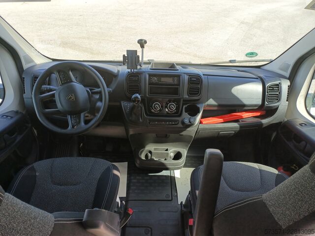 Camper Peugeot Boxer Carado CV640 2025 | Automático | Totalmente equipado