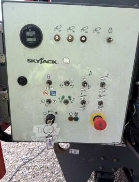 Platformă de lucru telescopică Skyjack SJ 45 T Diesel 15,77 m