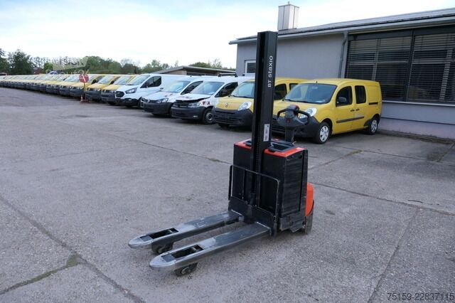 Carretilla elevadora bt SWE 080L