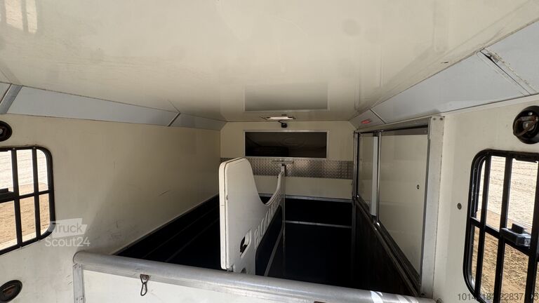 Véhicule utilitaire Citroën Bloomfields 2 Pferdetransporter 149t KM