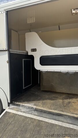 Véhicule utilitaire Citroën Bloomfields 2 Pferdetransporter 149t KM