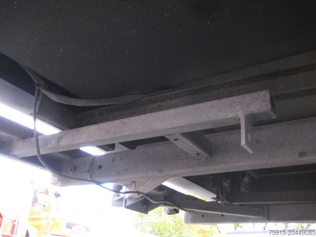 Кемпер с алковен MERCEDES-BENZ 310 D Automatik EURA 8-Sitzer 3,5t *TÜV 10-2027*