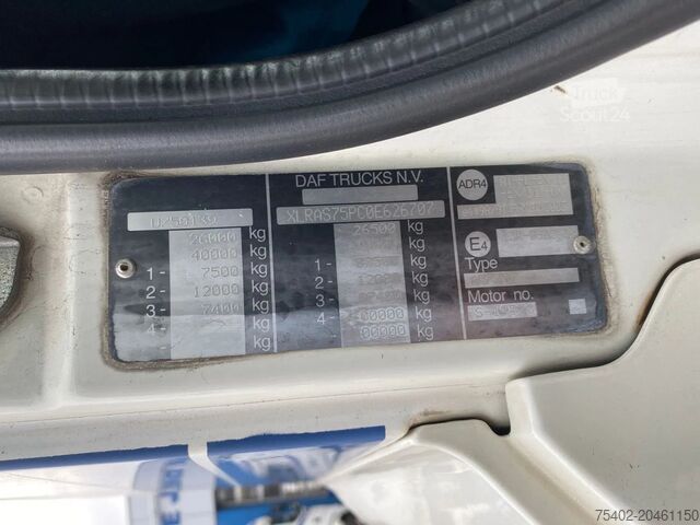 Chassis com cabina DAF CF 75.310 / Manual / Euro 3