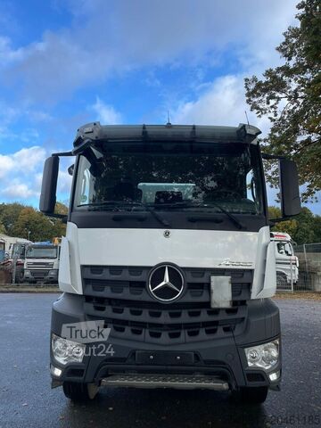 3cestný sklápěč Mercedes-Benz 2648 3348