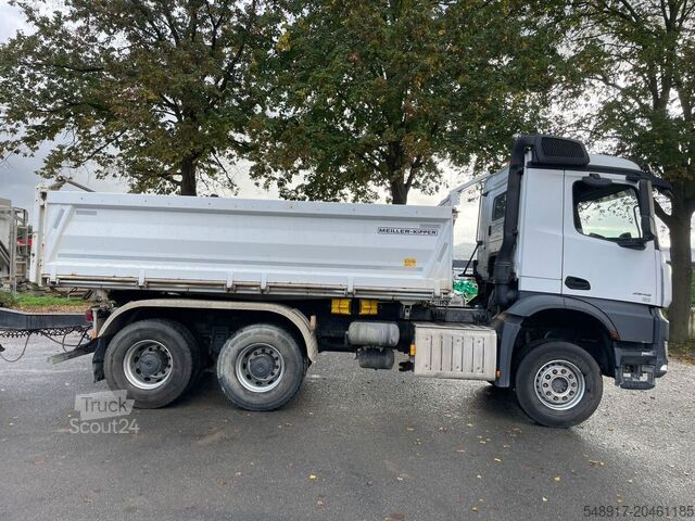 3cestný sklápěč Mercedes-Benz 2648 3348