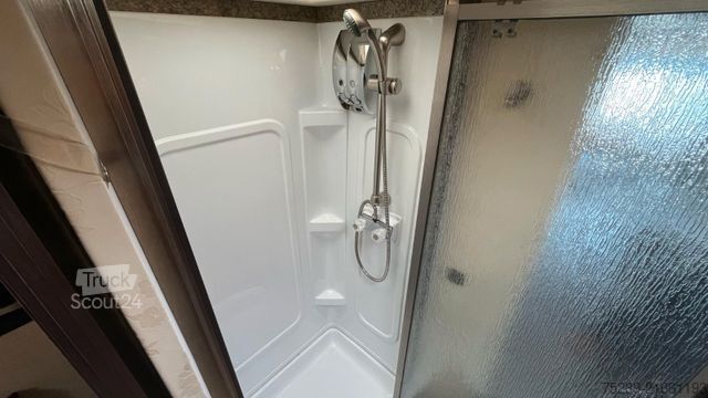 Integrated camper Damon Avanti Wohnmobil 3106