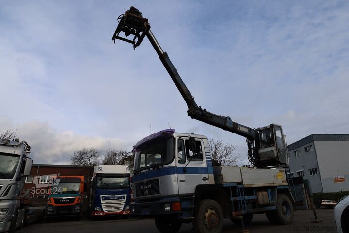 Autolaadkraan MAN 12.192 4x4 Autokran, HIAB J1090, AHK