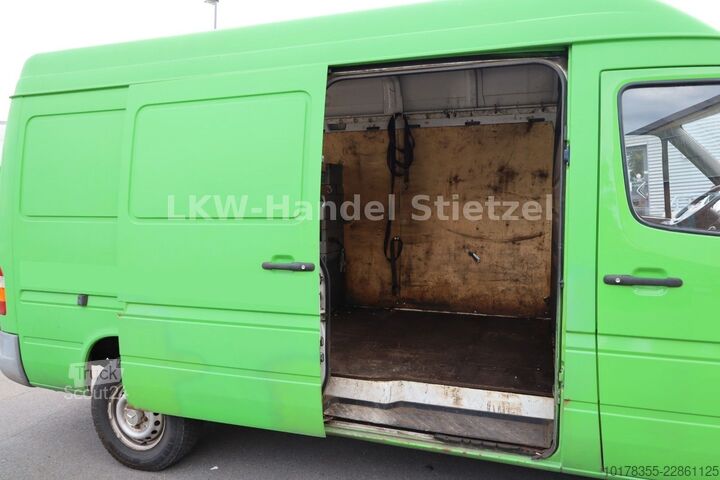 Kastenwagen hoch MERCEDES-BENZ Sprinter 211 CDI Kasten, 3 Sitze, Rückfahrkamera