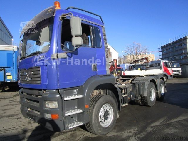 Vakio vetoauto MAN TGA 33.390 6x4 BLS Achsaggregat:13 to, Autom.