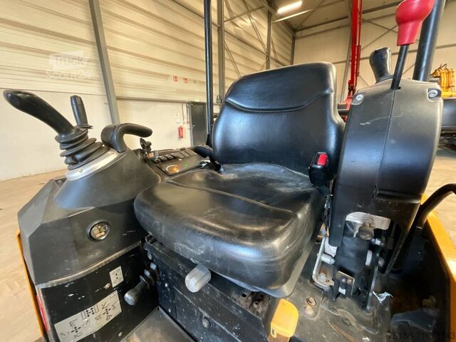 Mini-pelle JCB 16 C-1 T3