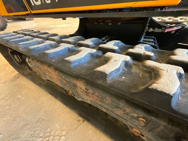 Mini-pelle JCB 16 C-1 T3