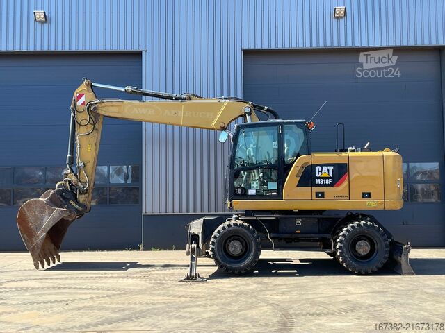 Kolesni bager Caterpillar M318F