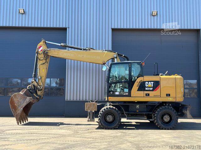 Kolesni bager Caterpillar M318F