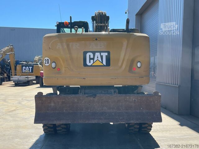 Kolesni bager Caterpillar M318F