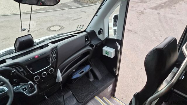 Minibus IVECO 2x Daily 70 Lagerfahrzrug Ferqui Sunrise 2,5 m B