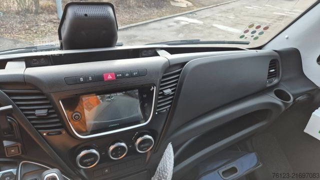 Minibus IVECO 2x Daily 70 Lagerfahrzrug Ferqui Sunrise 2,5 m B