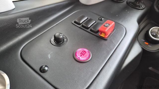 Minibus IVECO 2x Daily 70 Lagerfahrzrug Ferqui Sunrise 2,5 m B