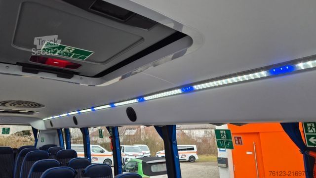 Minibus IVECO 2x Daily 70 Lagerfahrzrug Ferqui Sunrise 2,5 m B