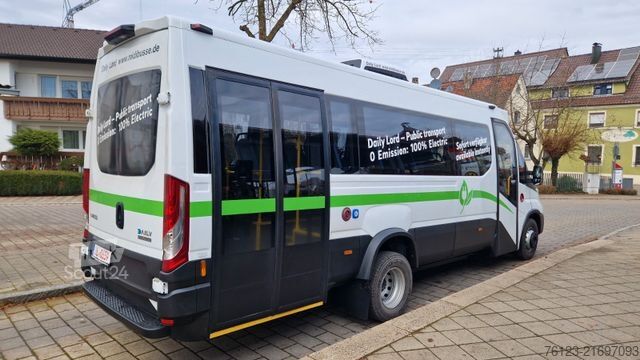 Autobus miejski IVECO Daily Heckniederflur Elektro City Stock
