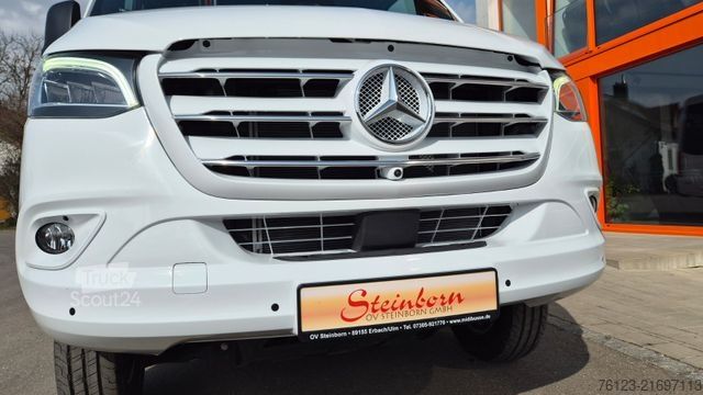 Minibus MERCEDES-BENZ 519  Allrad 4 x 4 Lagerfahrzeug Stock 20 Sitzer