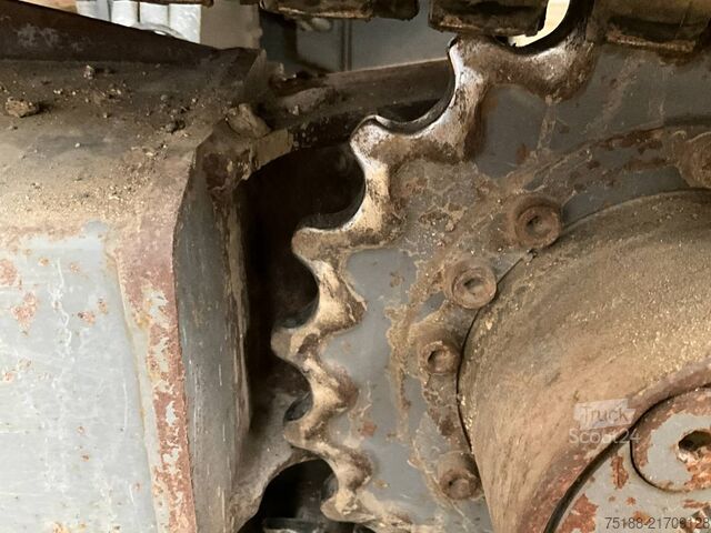 Minikoparka Takeuchi TB 225