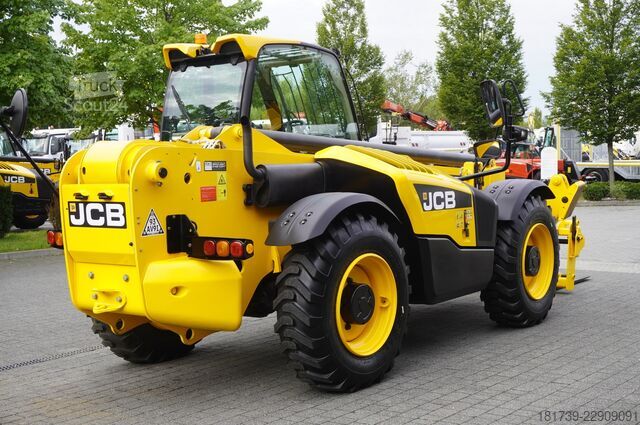 Telescopic loader JCB 540-140 telescopic loader / 14 m range