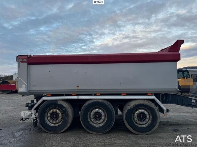 Istrail tre-akslet trailer Istrail Triple Axle Trailer