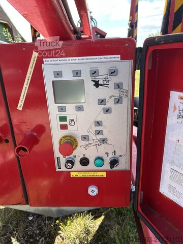 Priklopnik z delovno ploščadjo Denka Lift 