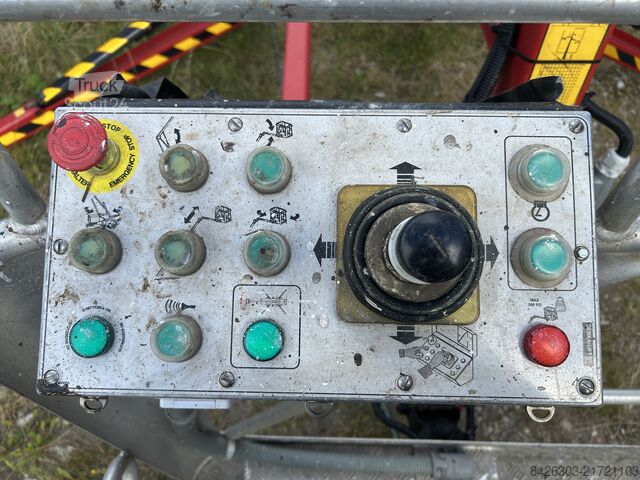 Priklopnik z delovno ploščadjo Denka Lift 