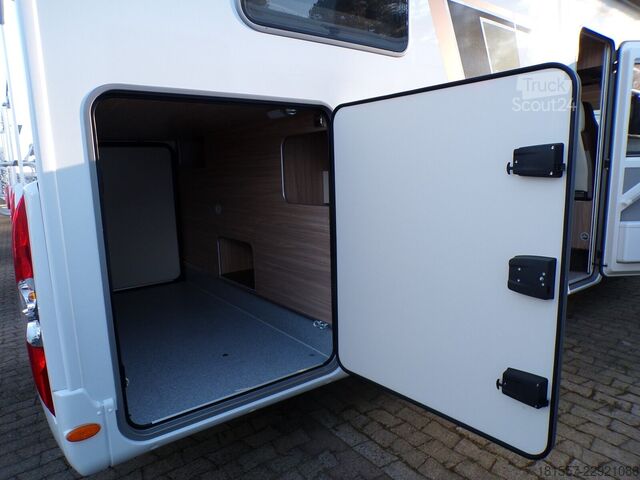 Pusiau integruotas kemperis BÜRSTNER Limited T IT 727 G Hubbett, SAT, Markise