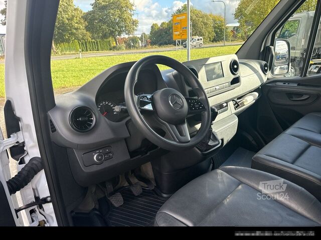 Panelinis furgonas MERCEDES-BENZ Sprinter 215 CDI FWD AHK/KAMERA/KLIMA Navi/Klima