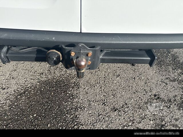 Panelinis furgonas MERCEDES-BENZ Sprinter 215 CDI FWD AHK/KAMERA/KLIMA Navi/Klima