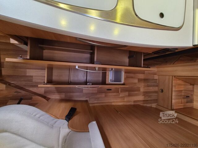 Poluintegrisani kamper HYMER/ERIBA Exsis-t 588 *Komfort-Line Paket*SAT + TV*