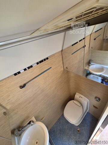 Микроавтобус Mercedes-Benz 814 D