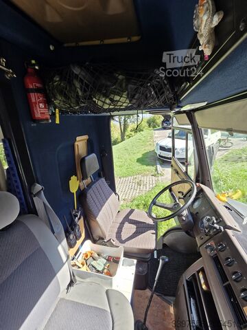 Minibus Mercedes-Benz 814 D