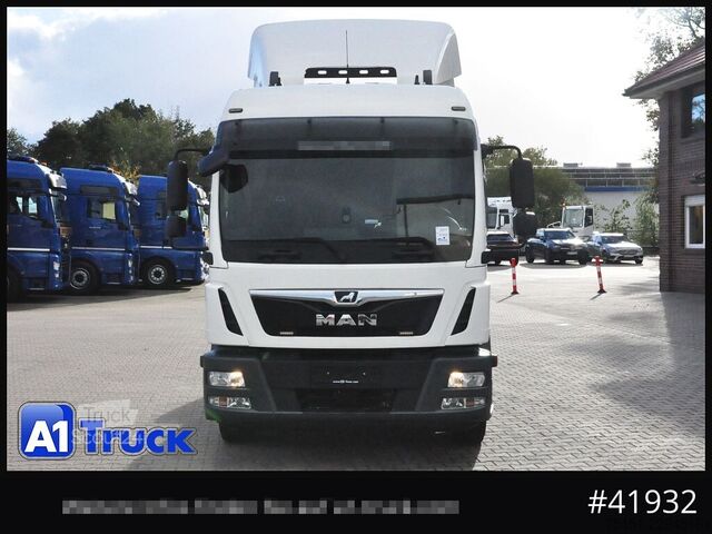 Standaard trekker MAN TGM 15,290 BL Automatik Soundsystem