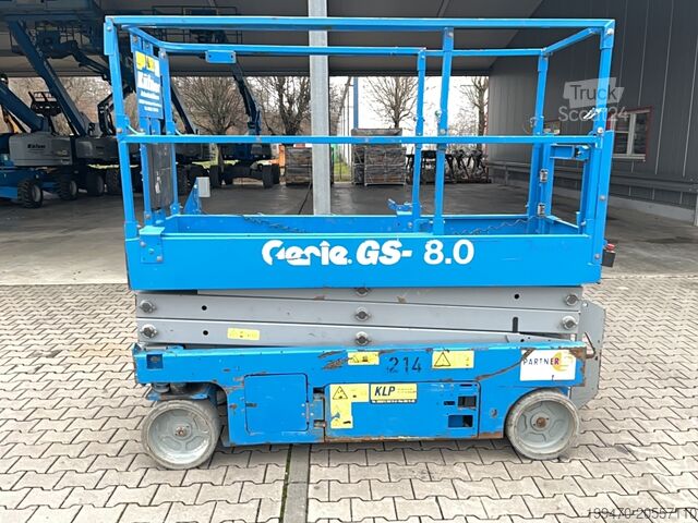 Nožnicový zdvíhací stôl Genie GS-2032 (8 m)