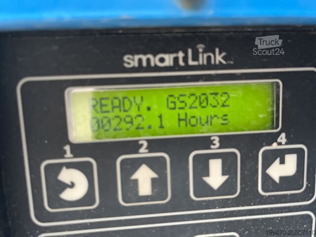 Nožnicový zdvíhací stôl Genie GS-2032 (8 m)