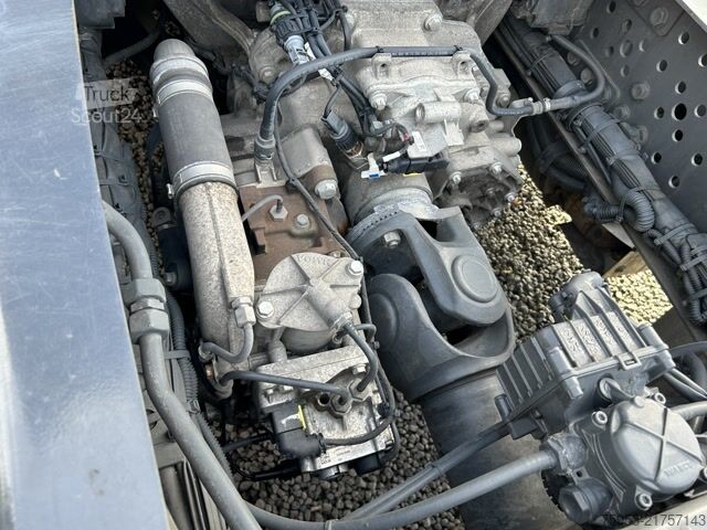 Standartinis vilkikas Mercedes Benz 1851 LS Gigaspace Standklima Retarder