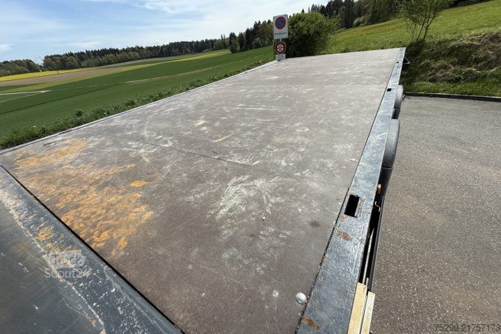 Grue montée sur camion  215-3/40 für Hakengerät & BDF Twistlock