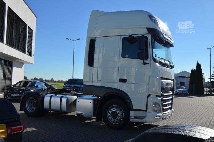 Standarta vilcējs DAF XF 530 / 2021r / SUPER SPACE / KLIMA P. / ACC / RETARDER / 9100