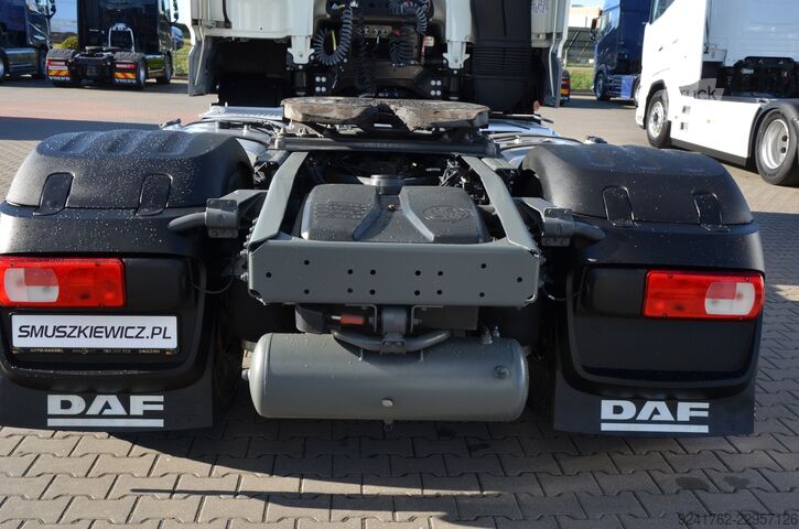 Standarta vilcējs DAF XF 530 / 2021r / SUPER SPACE / KLIMA P. / ACC / RETARDER / 9100